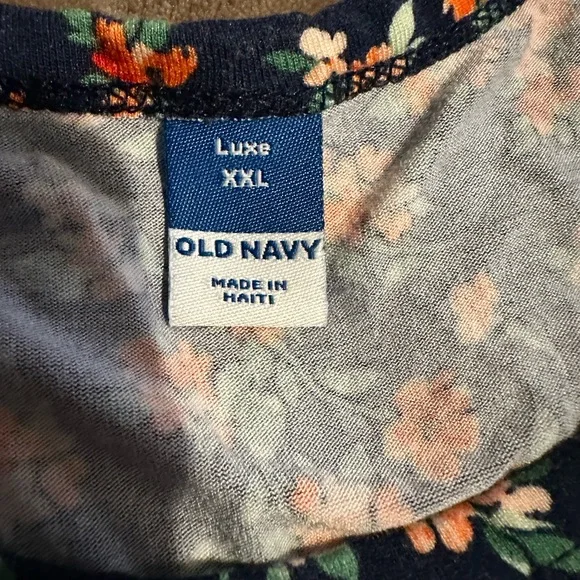 Old Navy Luxe Floral Tank Top - Picture 3 of 4
